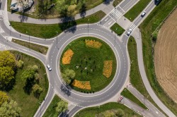 tips_for_using_multi_lane_roundabouts.jpg