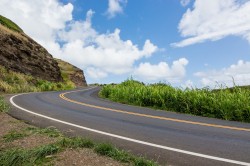 mountain_road_driving_how_to_do_it_safely.jpg